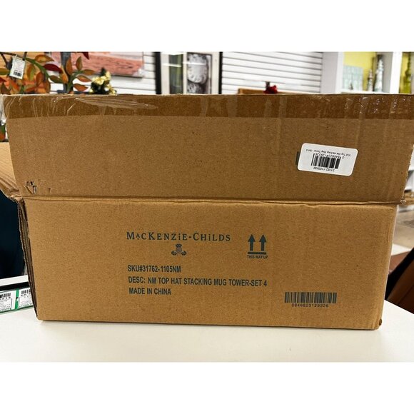 MACKENZIE-CHILDS Top Hat Snowman Mug Tower - Set of 4 -  New in Box - Picture 5 of 6